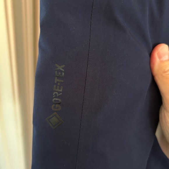 Marmot Kristina Jacket, GORE-TEX, XS, like new - Picture 9 of 10